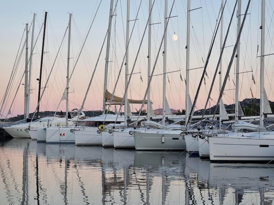 Velero Monia Hotel Valencia Buitenkant foto